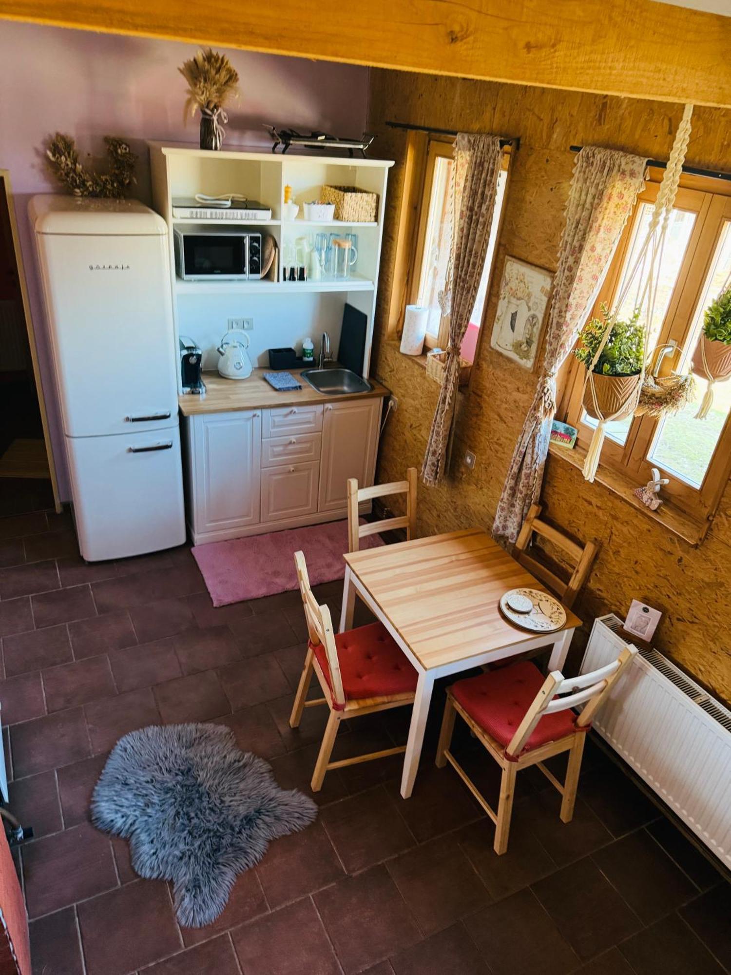 Apartman Na Ranci Pod Lovosem Velemin Exterior photo
